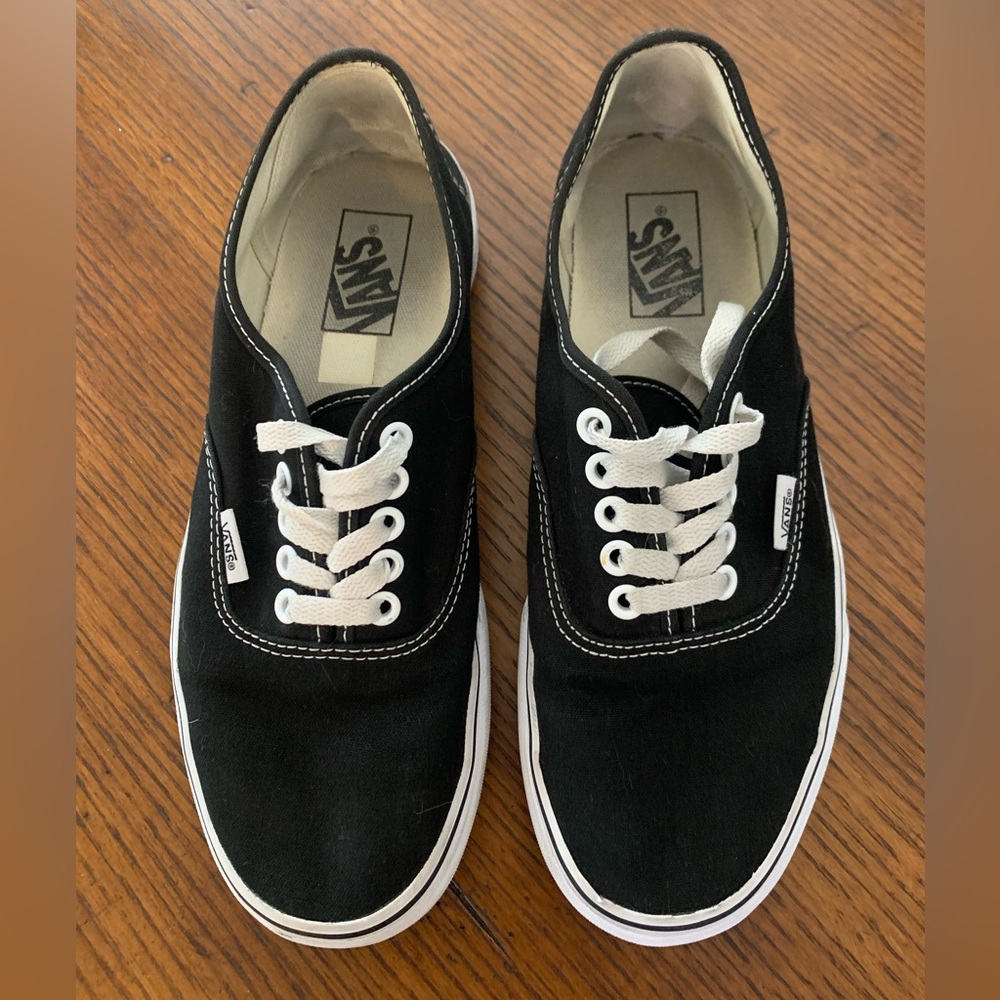 Black Era Vans Women’s Size 9 Men’s Size 7.5